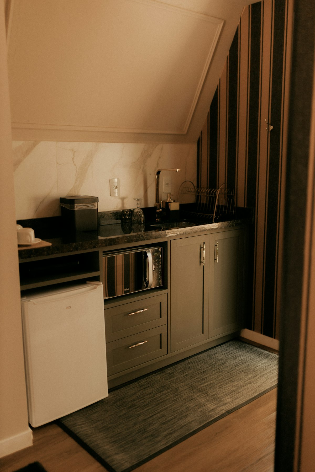 Best mini fridges for students and college dorms