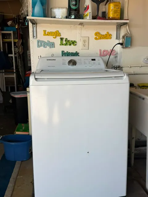 Samsung washer drain repair by a Universal Appliances Repair technician in Buena Park, Orange County